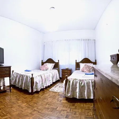 Olaias Apartment's Hostel *