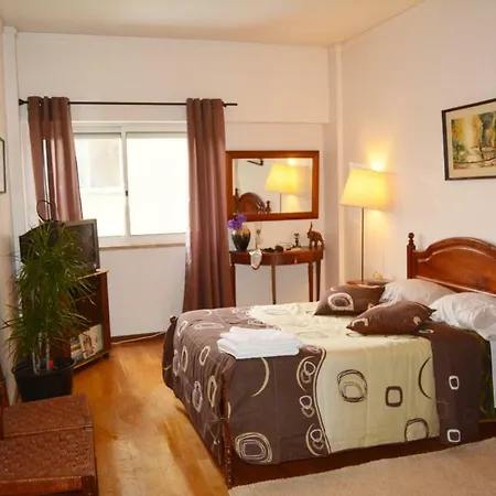 Olaias Apartment's * Лиссабон
