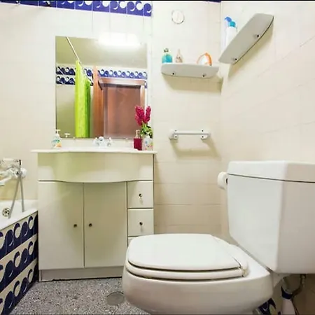 Olaias Apartment's Хостел